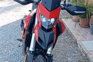 Ducati hypermotard 939 anno 2018
