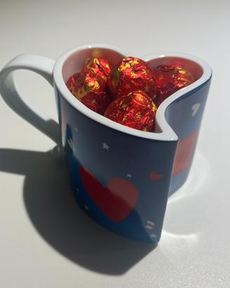 Mug Tazza Baci Perugina da collezione. Basa a cuor