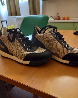 SCARPE MOSCHINO 