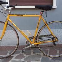 bicicletta da corsa Berma con cambio Campagnolo