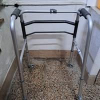 Deambulatore pieghevole