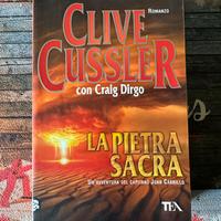 Libro La pietra Sacra Clive Cussler