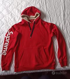 felpa con cappuccio 