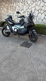 Honda X-ADV 750 - 2024