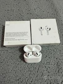AirPods 4 (2024)