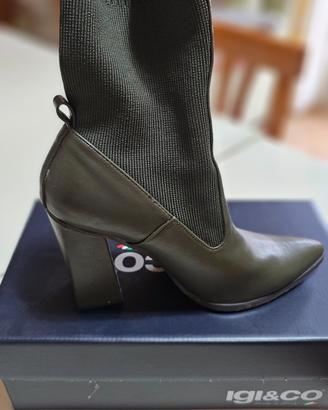 stivaletto medio-lungo