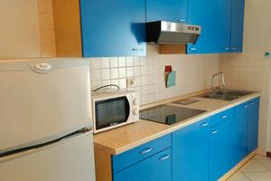 BILOCALE 150m SPIAGGIA-posto auto