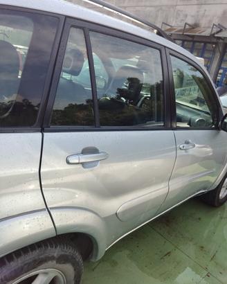 Porta posteriore dx TOYOTA RAV 4 del 2004