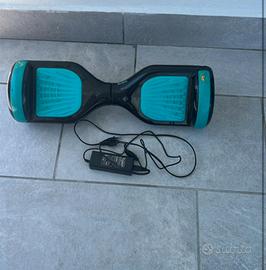 Hoverboard mediacom vivo nero e azzurro