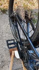 bicicletta mountain bike elettrica Olimpia