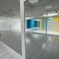 Disponibile locale uso commerciale