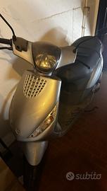 Scooter piaggio ZIP