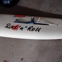 SURF  piccolo con Boma e vela  poco usato