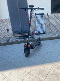 Monopattino elettrico 🚨URGENT3🚨