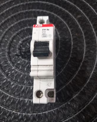 interruttore magnetotermico S91Na