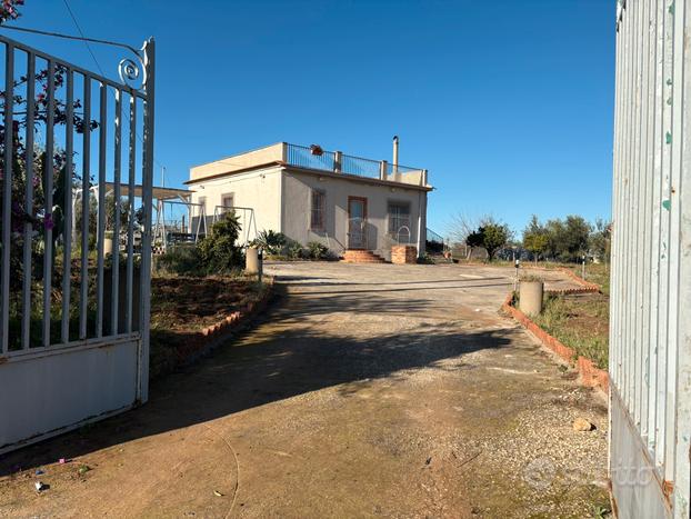 Villetta, casa in campagna Gela