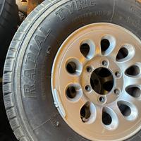 Gomme 215 75 115 m+s