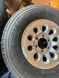 Gomme 215 75 115 m+s