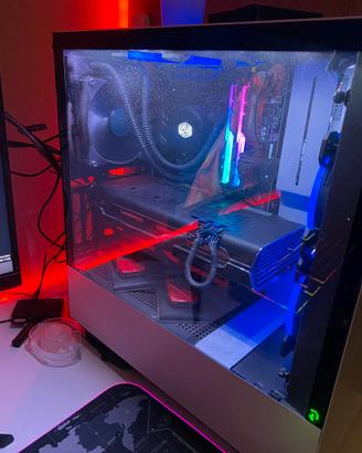 Computer fisso assemblato da gaming