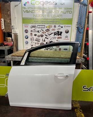 Ricambi carrozzeria Opel Astra J Berlina
