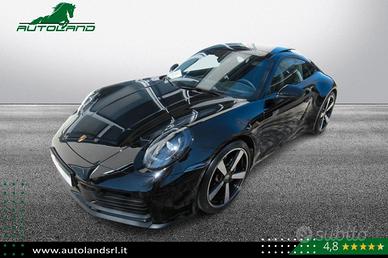 PORSCHE 992 911 Carrera