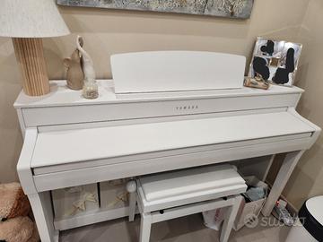 PianoforteYamaha Clavinova CLP-745, in garanzia