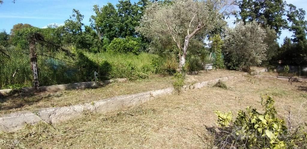 Terreno di 2108 m² a Fiumicino - Altro