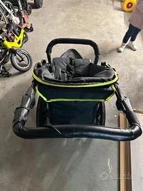 Passeggino tre ruote