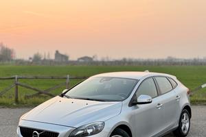Volvo V40 D2 Geartronic Kinetic N1