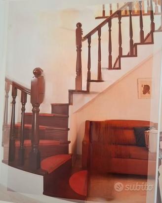 scala completa in legno di mogano per interni