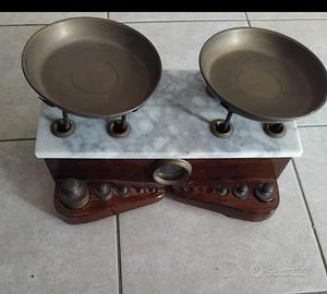 bilancia più oggetti in rame