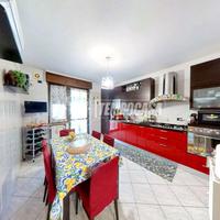 TRILOCALE RISTRUTTURATO CON ASCENSORE IN VIA COURM