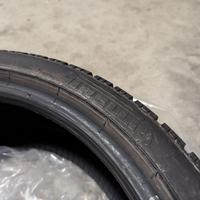 Gomme invernali Pirelli Sottozero II 225 40 R18