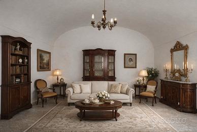 Palazzina al centro, Tissi