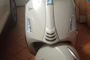  Vespa GTS 300 – 2023, 