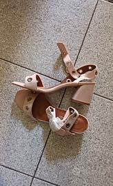 Sandali scamosciati beige - Tacco comodo N. 38
