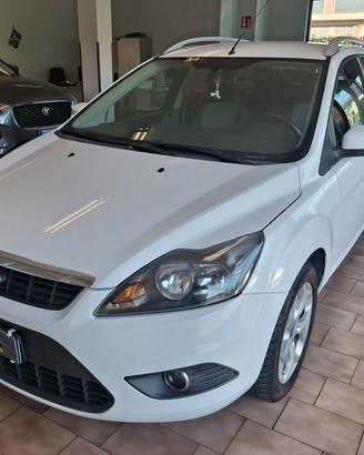 Ford Focus 1.6 tdci Titanium *CINGHIA FATTA*TAGLIA