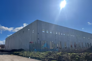 Immobile di 5750 m² a Pignataro Maggiore