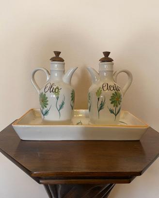Porta olio e aceto in ceramica con vassoio