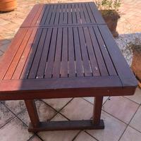 Tavolo da giardino  con 6 sedie