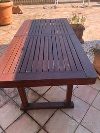 Tavolo da giardino  con 6 sedie