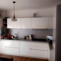 Cucina angolare stile moderno
