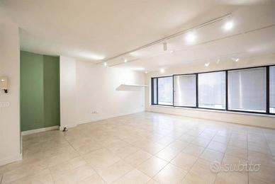 Immobile di 80 m² con 2 locali a Prato