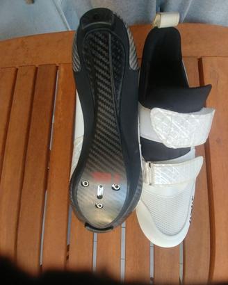 SCARPE FIZIK CARBON TRIATHLON CICLISMO NUOVE