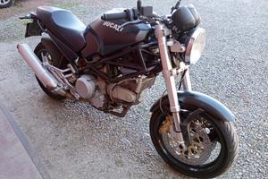 Ducati Monster 750
