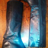 Stivali femminili neri in Vera Pelle