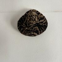 Cappello vintage in pelliccia maculata