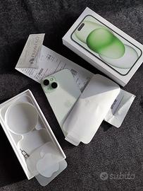 Iphone 15 verde mela