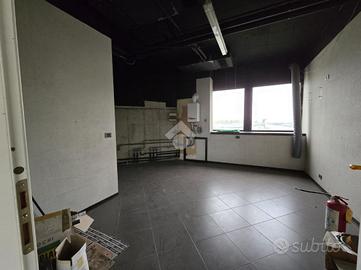 NEGOZIO A SETTIMO TORINESE