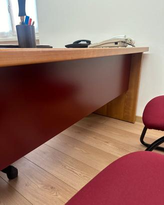 Tavolo riunione ufficio